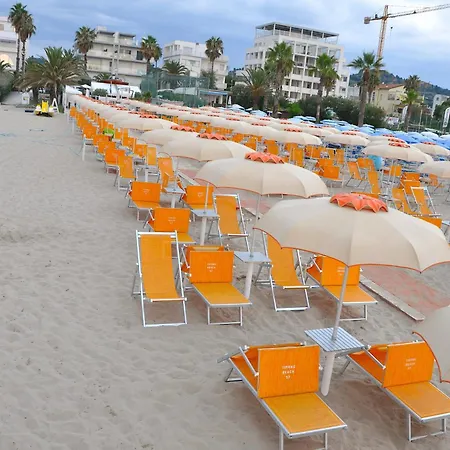 Haus Charlotte San Benedetto del Tronto