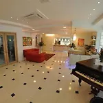 Haus Charlotte San Benedetto del Tronto