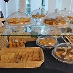 Haus Charlotte Отель 4*
