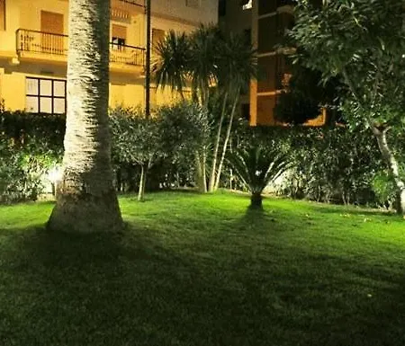 Hotel Haus Charlotte San Benedetto del Tronto