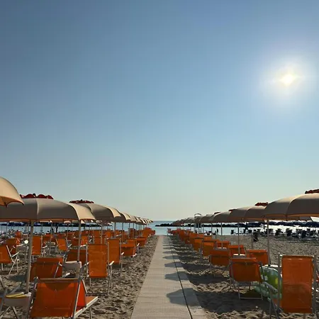 Haus Charlotte Szálloda San Benedetto del Tronto