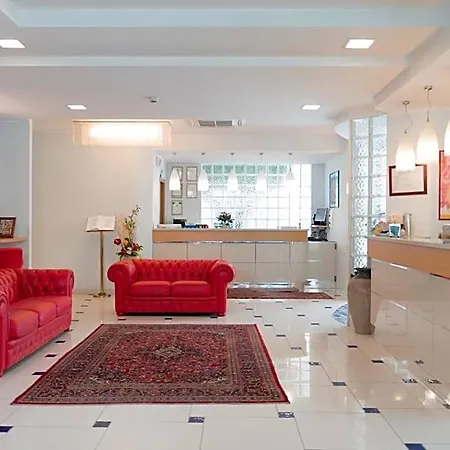 Haus Charlotte Otel