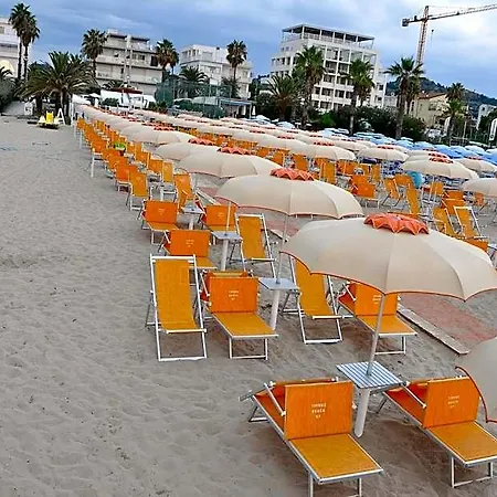 Haus Charlotte 4* San Benedetto del Tronto